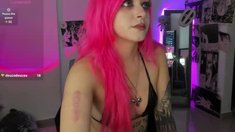 Snapshot of breakdownwaifu chatting on 13, 1, 2025 Rei online show from 13, 1, 2025