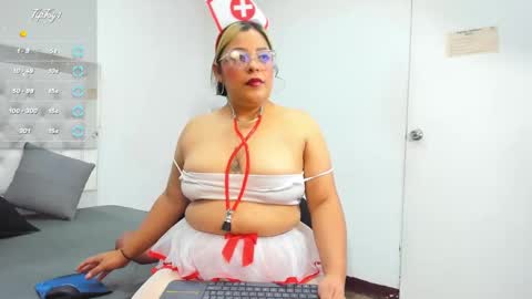 Snapshot of brenda_maz chatting on 22, 11, 2025 Brenda online show from 22, 11, 2025