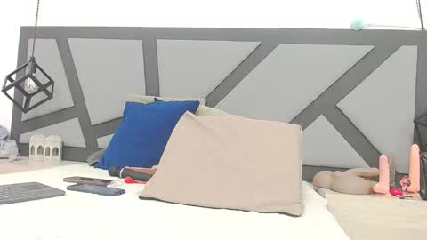 Snapshot of brenda_velasquez chatting on 23, 10, 2025 BRENDA VELASQUEZ online show from 23, 10, 2025