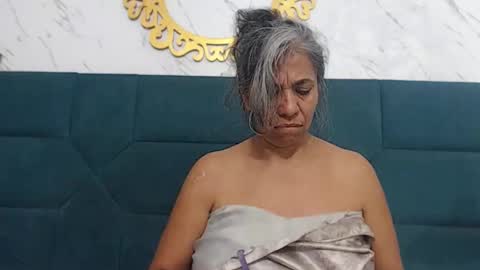 Snapshot of brenda_velasquez chatting on 23, 11, 2025 BRENDA VELASQUEZ online show from 23, 11, 2025