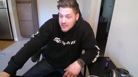 Snapshot of brettbwc89 chatting on 2, 3, 2025 brettbwc89 online show from 2, 3, 2025