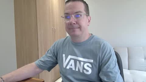 Snapshot of brettdj chatting on 22, 12, 2025 Brett online show from 22, 12, 2025