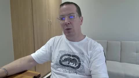 Snapshot of brettdj chatting on 4, 2, 2026 Brett online show from 4, 2, 2026