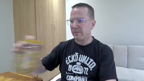 Snapshot of brettdj chatting on 21, 2, 2026 Brett online show from 21, 2, 2026