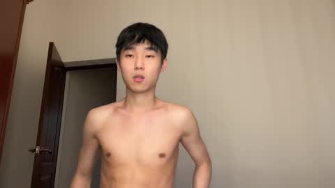 Snapshot of brian_stars chatting on 3, 12, 2025 Brian boy online show from 3, 12, 2025