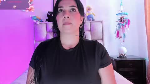     online show from 16, 10, 2025