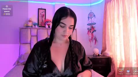     online show from 8, 11, 2025