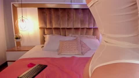  Briana  online show from 28, 2, 2026