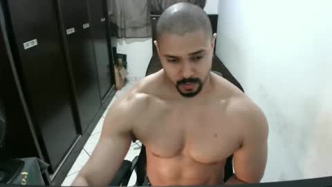 Snapshot of brianaries chatting on 23, 10, 2025 brianaries online show from 23, 10, 2025