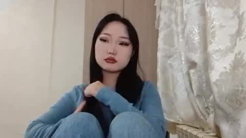 Yumi online show from 4, 2, 2026