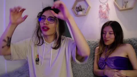 Snapshot of briarandblair chatting on 6, 1, 2025 briarandblair online show from 6, 1, 2025