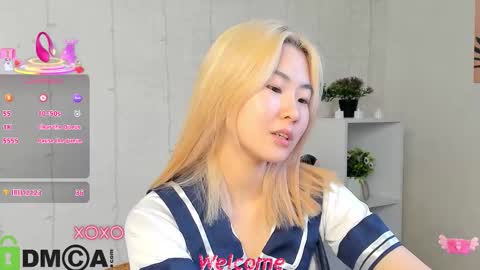 Snapshot of bridgetbottrel chatting on 7, 11, 2025 Bridget online show from 7, 11, 2025