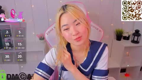 Snapshot of bridgetbottrel chatting on 19, 11, 2025 Bridget online show from 19, 11, 2025