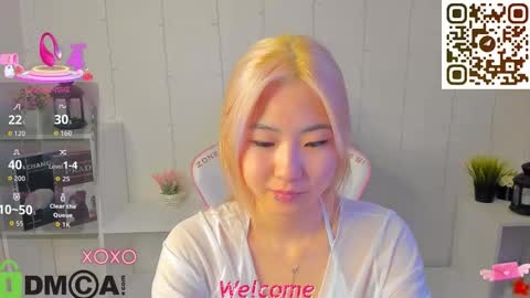 Snapshot of bridgetbottrel chatting on 24, 11, 2025 Bridget online show from 24, 11, 2025