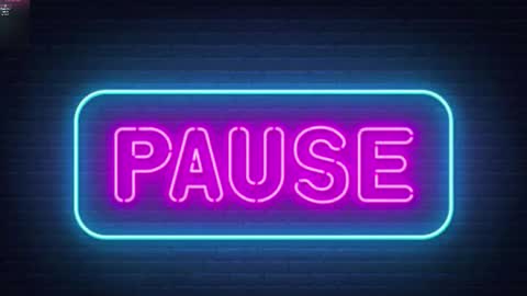 Snapshot of bright_diamonds_054 chatting on 19, 10, 2025 Diamonds Girls online show from 19, 10, 2025