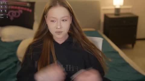 Diamonds Girls online show from 13, 12, 2025