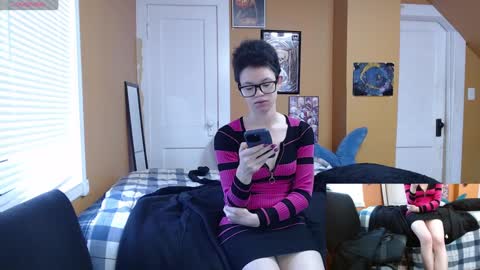 Strawberry online show from 3, 1, 2025