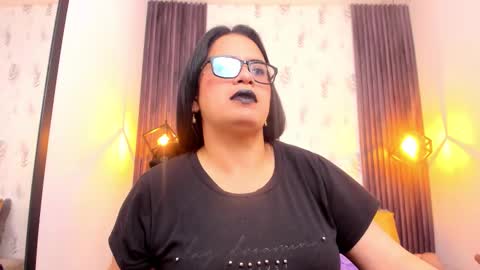 Snapshot of brigittemiller chatting on 1, 11, 2025 BRIGITTE online show from 1, 11, 2025