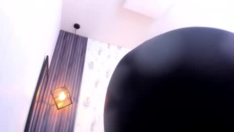 Snapshot of brigittemiller chatting on 13, 11, 2025 BRIGITTE online show from 13, 11, 2025