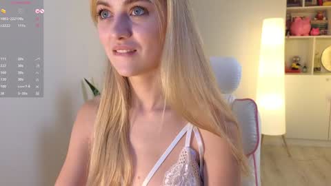 Snapshot of brilliantvictoria chatting on 17, 1, 2025 Vi. online show from 17, 1, 2025