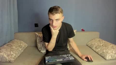 Snapshot of bristlebback chatting on 20, 9, 2025 bristlebback online show from 20, 9, 2025