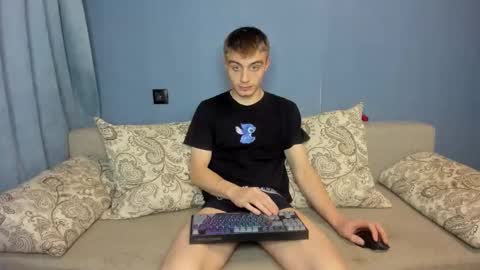 Snapshot of bristlebback chatting on 29, 9, 2025 bristlebback online show from 29, 9, 2025