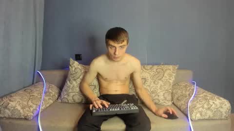 Snapshot of bristlebback chatting on 30, 10, 2025 bristlebback online show from 30, 10, 2025