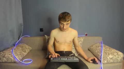 Snapshot of bristlebback chatting on 31, 10, 2025 bristlebback online show from 31, 10, 2025