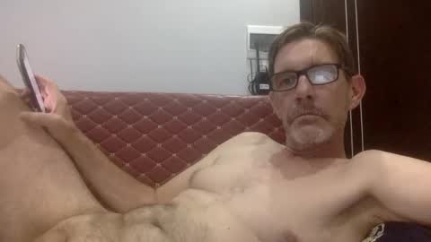 Snapshot of brital100 chatting on 21, 10, 2025 brital100 online show from 21, 10, 2025