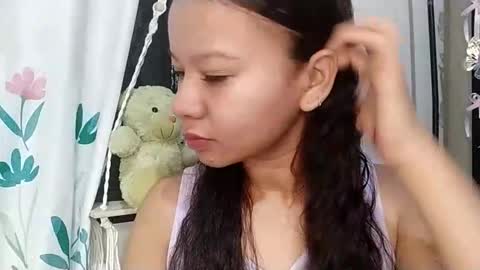 Snapshot of brithany791335 chatting on 13, 3, 2026 brithany online show from 13, 3, 2026