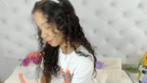 Brithany Rousee online show from 17, 12, 2024