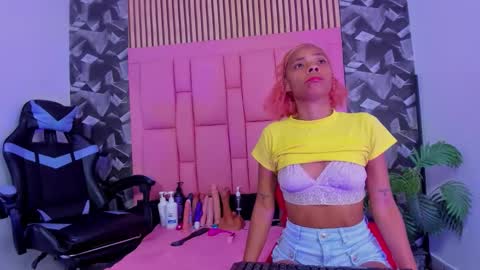 brithanyslim online show from 1, 12, 2025