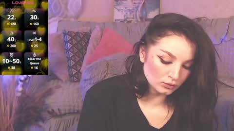 Snapshot of britneybarker chatting on 4, 12, 2024 britneybarker online show from 4, 12, 2024