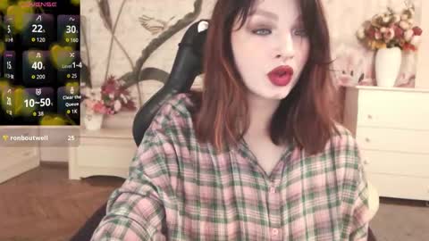 Snapshot of britneybarker chatting on 28, 10, 2025 britneybarker online show from 28, 10, 2025