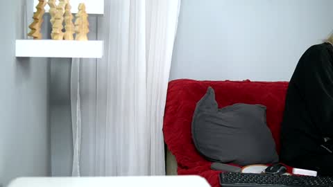 britneyhudson online show from 25, 12, 2024