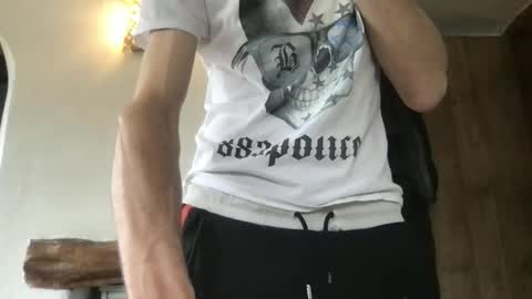 Snapshot of britshowman chatting on 1, 4, 2026 Britshowman online show from 1, 4, 2026