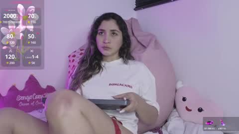 Snapshot of britt_grey chatting on 3, 2, 2025 britt grey online show from 3, 2, 2025