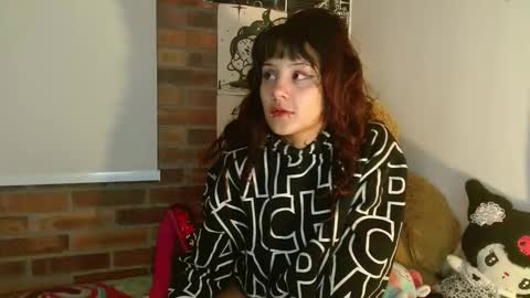 Snapshot of brittany_bubbles chatting on 5, 2, 2026 maru miaw Please help me to reach 100 thumbs up online show from 5, 2, 2026