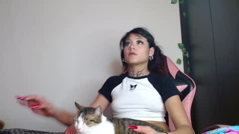 Snapshot of brittany_bubbles chatting on 20, 2, 2026 maru miaw Please help me to reach 100 thumbs up online show from 20, 2, 2026