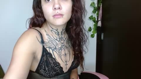 Snapshot of brittany_bubbles chatting on 11, 3, 2026 maru miaw Please help me to reach 100 thumbs up online show from 11, 3, 2026