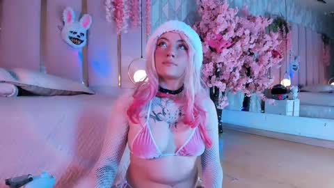     online show from 21, 12, 2025