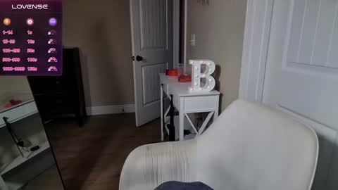 Snapshot of brookebee27 chatting on 20, 12, 2024 brookebee online show from 20, 12, 2024