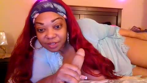 brownroundrenee online show from 6, 1, 2025
