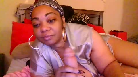 brownroundrenee online show from 17, 2, 2025