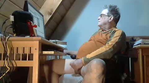 Snapshot of brubar chatting on 10, 3, 2025 brubar online show from 10, 3, 2025