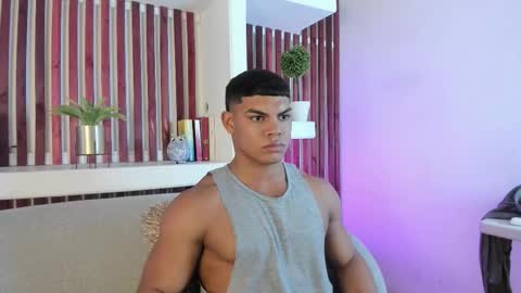 bruce_stroud online show from 14, 11, 2025