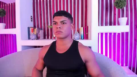 bruce_stroud online show from 17, 11, 2025