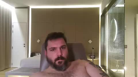 Bruce Wayne online show from 14, 2, 2025