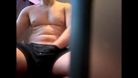 brucelogan80 online show from 1, 12, 2025