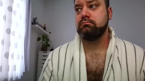 Snapshot of brucemf chatting on 8, 11, 2025 Bruce online show from 8, 11, 2025